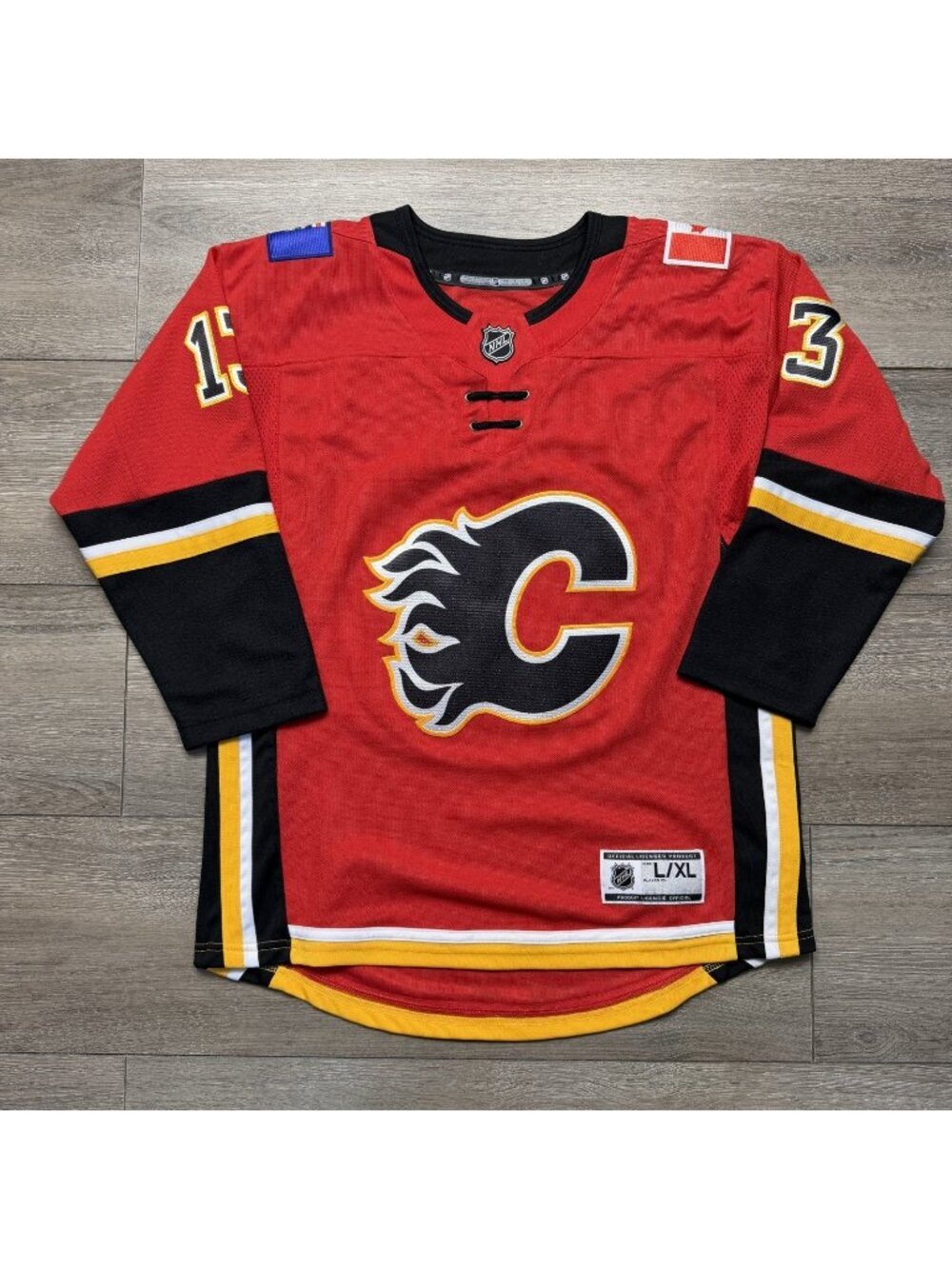 Calgary Flames Fanatics YOUTH NHL RED Jersey size:  L/XL Gaudreau #13